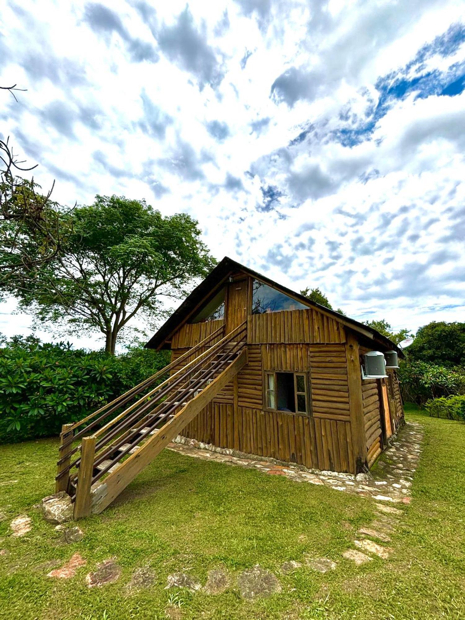 Alto Paraíso de Goiás Cachoeira E Pousada Paraiso Dos Pandavas מראה חיצוני תמונה